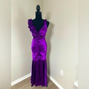Gorgeous Purple Dress 💜